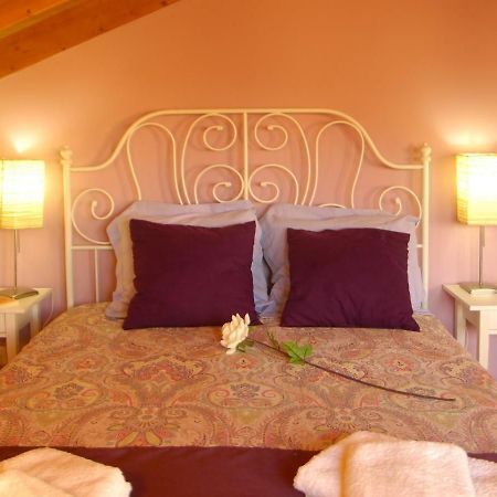 شقة La Casita De Adanero المظهر الخارجي الصورة